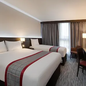 https://ramada-by-wyndham-leeds-east.yorkshirehotels.net