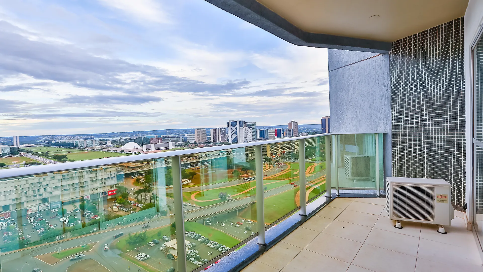 **** Hotel Manhattan Plaza Brasilia Brazil